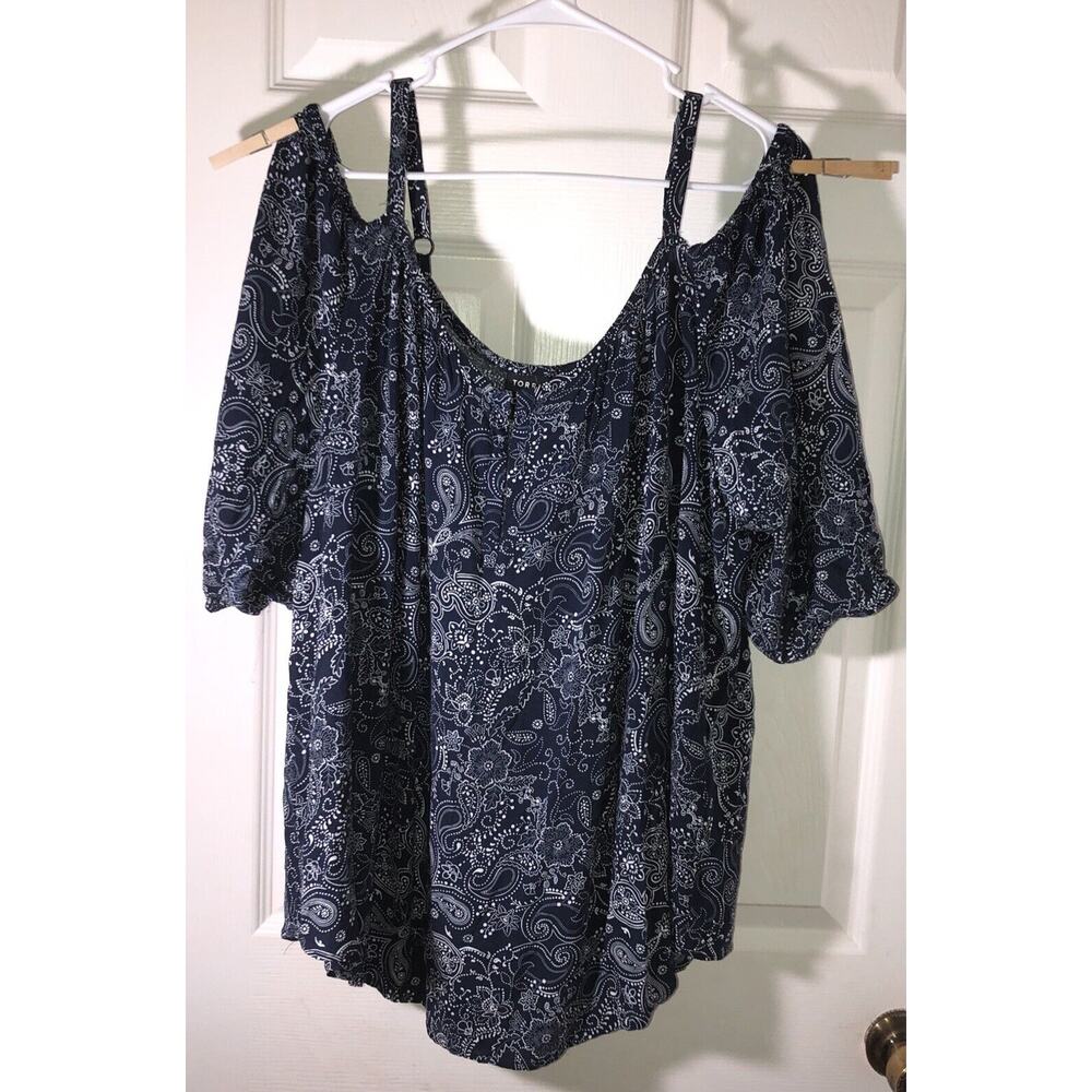Torrid Blouse Paisley Off Shoulder Blue Elastic Neckline Size 3